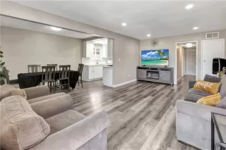 Photo #2: OC25153956 Listing 