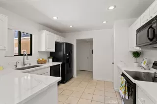 Photo #5: OC25154067 Listing 