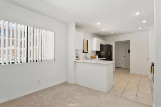 Photo #6: OC25154067 Listing 