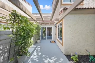 Photo #2: OC25154079 Listing