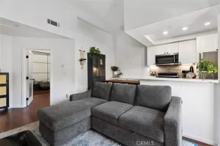 Photo #2: OC25154294 Listing 