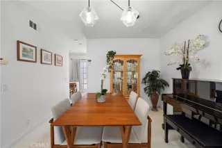 Photo #3: OC25154366 Listing