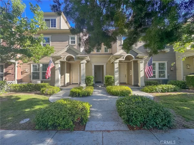 MLS: OC25154507 Condo For Sale