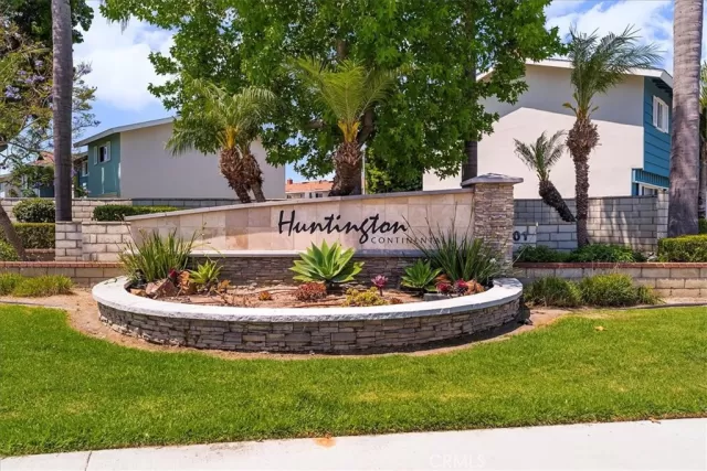 MLS: OC25154586 Condo For Sale