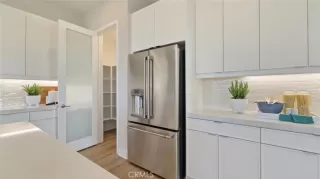 Photo #4: OC25154801 Listing