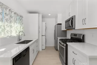 Photo #6: OC25155218 Listing 