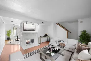 Photo #4: OC25155525 Listing 