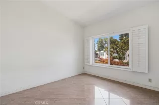 Photo #4: OC25155556 Listing 