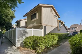 Photo #6: OC25155666 Listing 