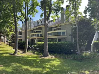 Photo #2: OC25155772 Listing