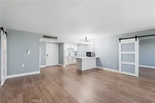 Photo #5: OC25156673 Listing 