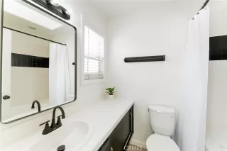 Photo #4: OC25156968 Listing 