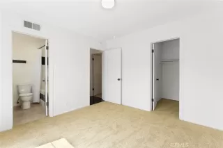 Photo #5: OC25156968 Listing 