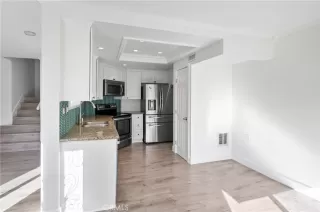 Photo #4: OC25157247 Listing 