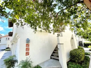 Photo #2: OC25157434 Listing