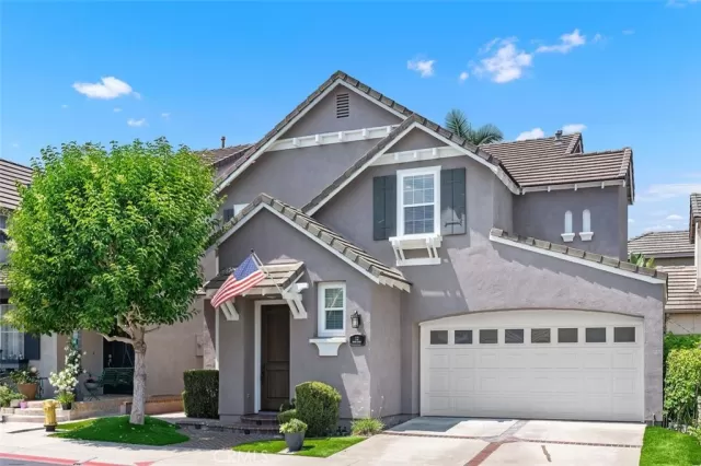 MLS: OC25157692 Condo For Sale