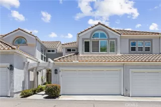 Photo #3: OC25157891 Listing 