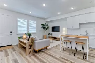 Photo #1: OC25158051 Listing 