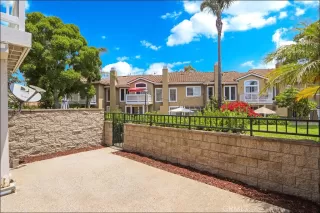 Photo #2: OC25158119 Listing