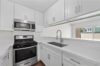 Photo #1: OC25158156 Listing 