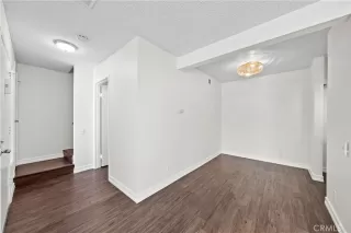 Photo #6: OC25158156 Listing 