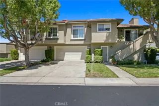 More Details about MLS # OC25158399 : 8116 E OAK RIDGE