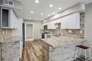 Photo #4: OC25158399 Listing 