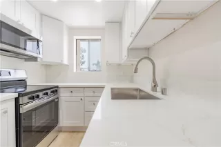 Photo #3: OC25158899 Listing