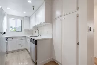 Photo #6: OC25158899 Listing