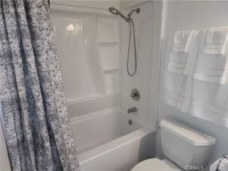 Photo #5: OC25158952 Listing 