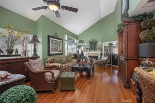 Photo #4: OC25159022 Listing 