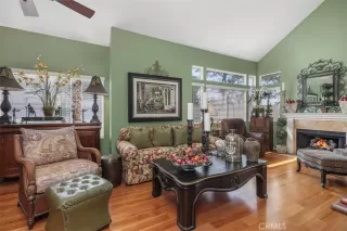 Photo #5: OC25159022 Listing 