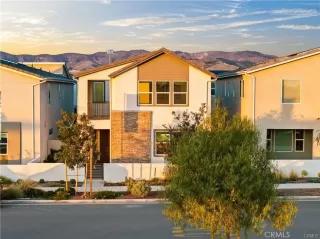 Browse active condo listings in ARBORWOOD AT SOLIS PARK