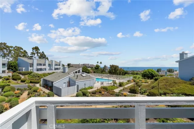 MLS: OC25159088 Condo For Sale