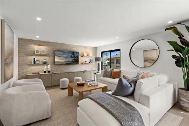 MLS: OC25159462 Condo For Sale