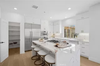 Photo #3: OC25160390 Listing 