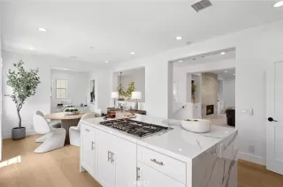 Photo #5: OC25160390 Listing 