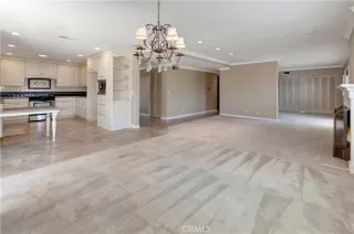 Photo #5: OC25160774 Listing