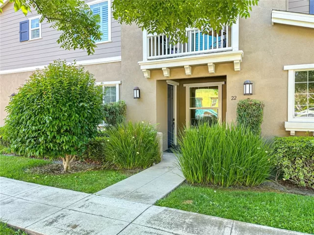 MLS: OC25160877 Condo For Sale