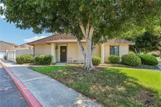 Photo #2: OC25160927 Listing