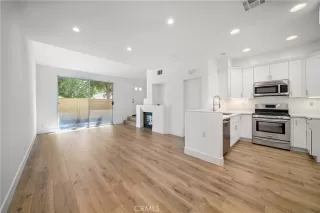 Photo #6: OC25160975 Listing 