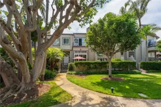 Photo #1: OC25161019 Listing 