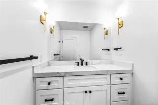 Photo #5: OC25161280 Listing 