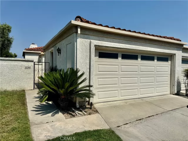 MLS: OC25161376 Condo For Sale