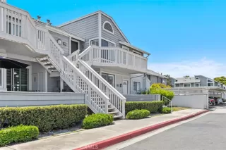 Photo #4: OC25161449 Listing 