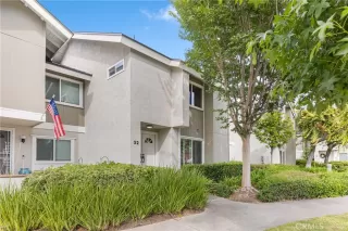 Photo #3: OC25161539 Listing 