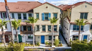 Photo #3: OC25161713 Listing 