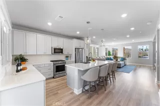 Photo #5: OC25161713 Listing 