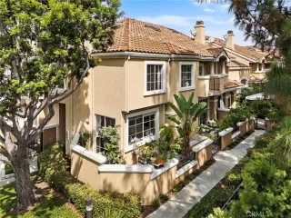 Photo #1: OC25161950 Listing 