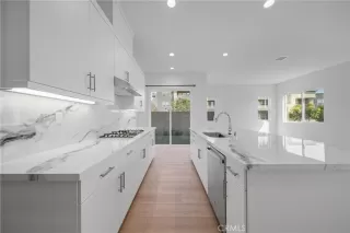 Photo #6: OC25162001 Listing 